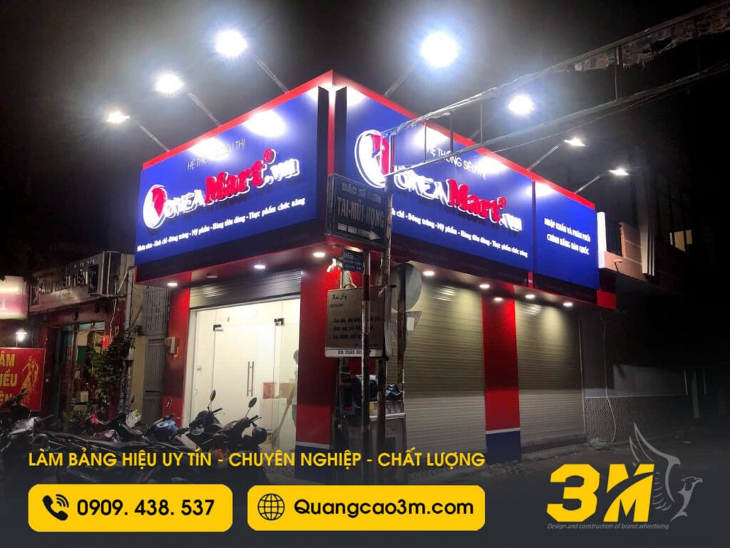 Bảng hiệu alu in uv màu sắc sắc nét tại cửa hàng TP.HCM
